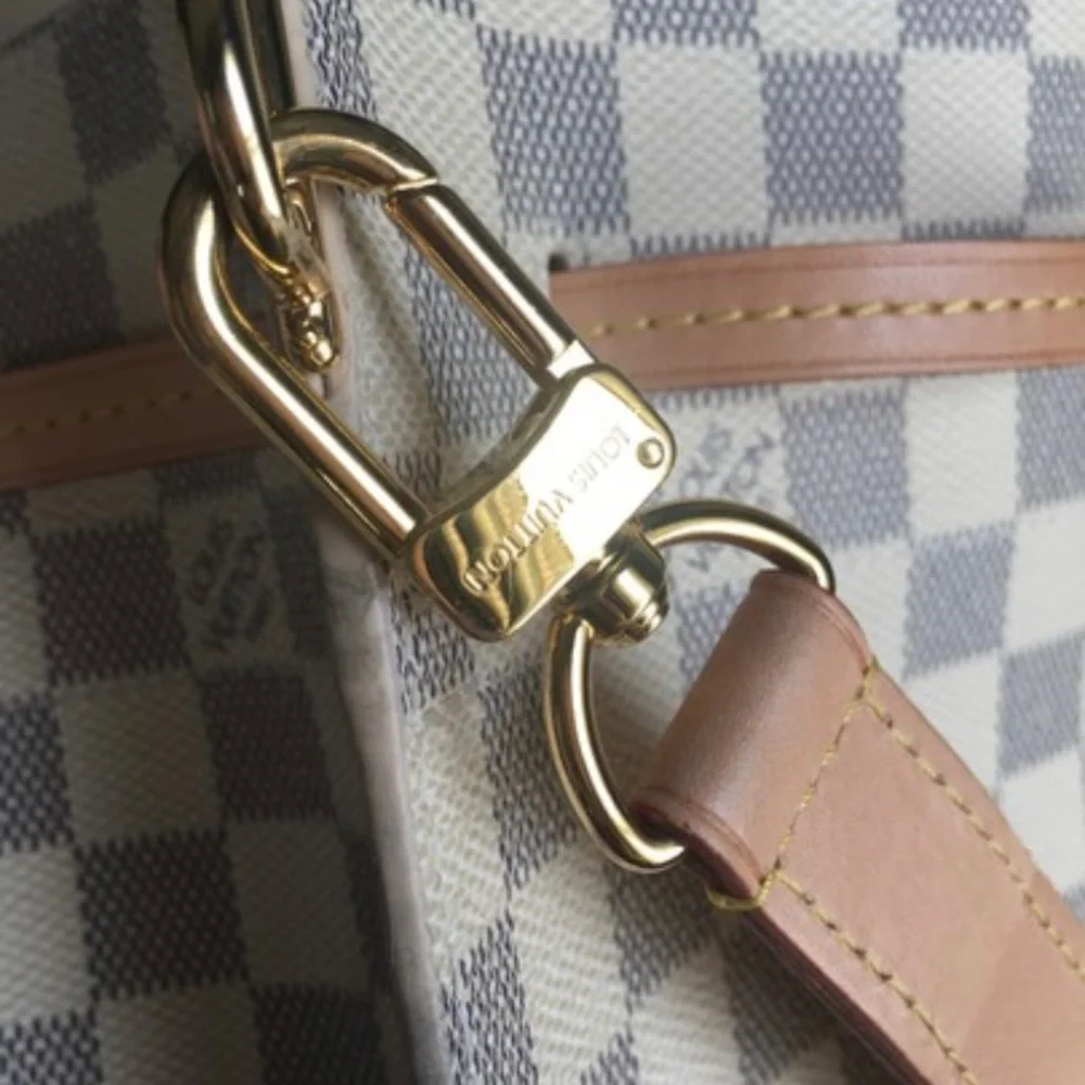 🌸💯Authentic LOuis Vuitton Girolata Bag & Emilie Wallet Bundle in Damier Azur🌸 - Picture 8 of 16